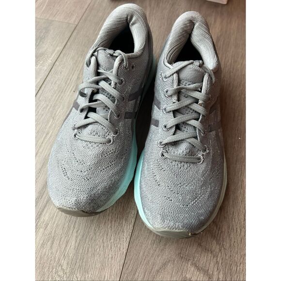 Asics Gel-Nimbus 24 1012B202 Women's 8 Running Shoes Sheet Rock Gray Teal Rare - Picture 1 of 6